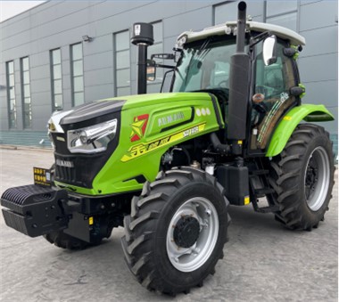 Tractor Amaethyddiaeth 140HP